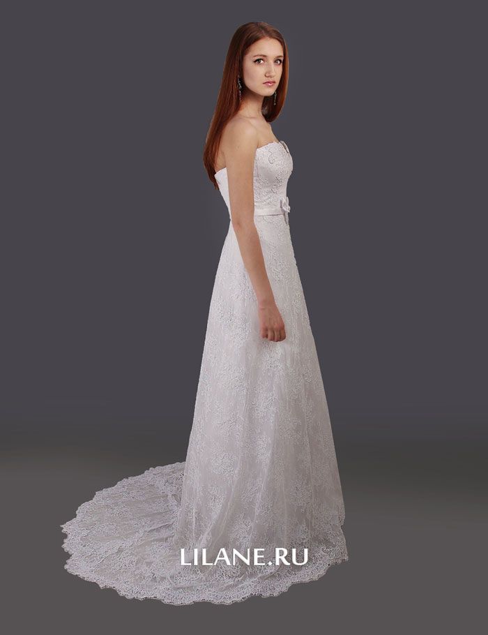 Кружево белого прямого свадебного платья Liana