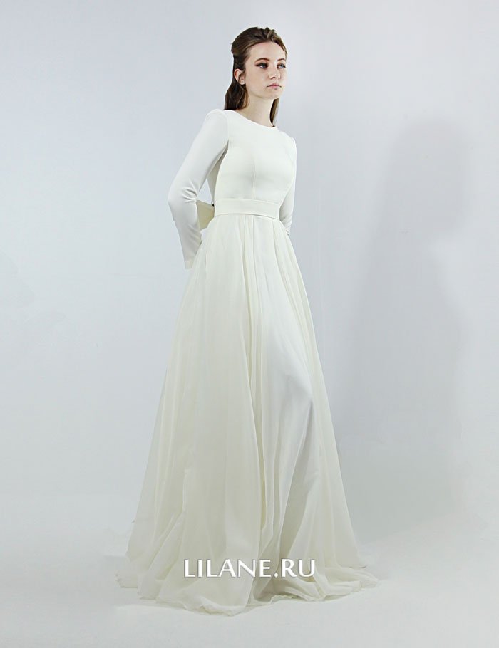 Лаконичное и элегантное прямое свадебное платье Adela без кружева.