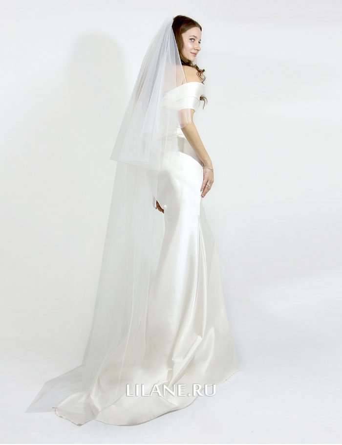 Шлейф прямого свадебного платья Blanca